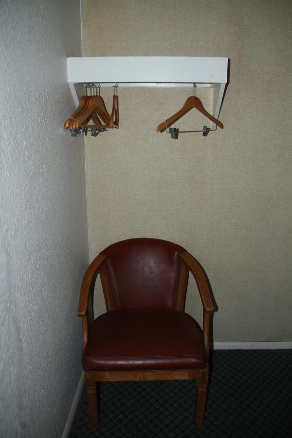 Skyliner Motel Stroud Eksteriør billede